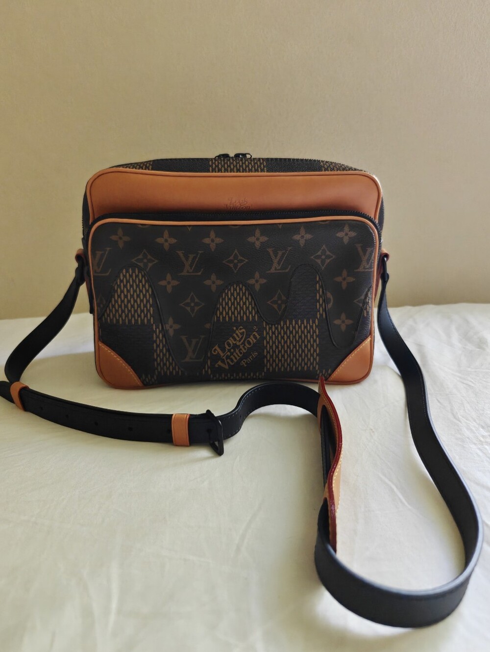 Louis Vuitton Nigo Nil Messenger bag Monogram and Giant Damier ebene canvas